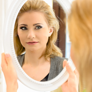 zdjęcie ślubne przygotowania