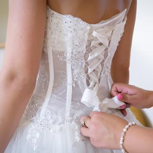 zdjęcie ślubne przygotowania