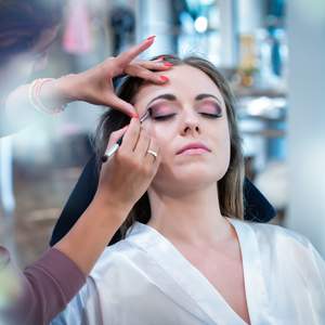 zdjęcie ślubne przygotowania