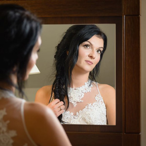 zdjęcie ślubne przygotowania