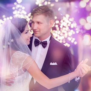 zdjęcie ślubne zabawa