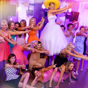 zdjęcie ślubne zabawa