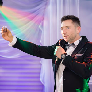 zdjęcie ślubne zabawa