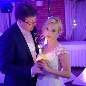 zdjęcie ślubne zabawa